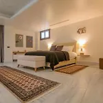 Valeni Boutique & 4*