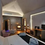 Valeni Boutique & 4*