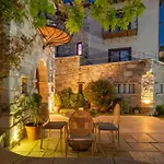 Valeni Boutique & Ξενοδοχείο Πορταριά