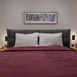 Valeni Boutique & Πορταριά