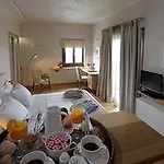 Hotel Valeni Boutique & 4*