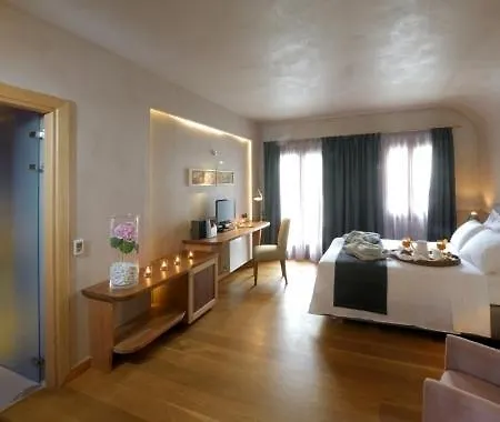 Hotel Valeni Boutique &
