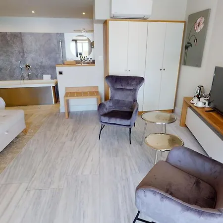 Отель Valeni Boutique & Портария