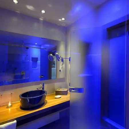 Valeni Boutique & 4*