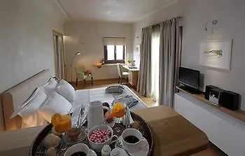 Отель Valeni Boutique & 4*