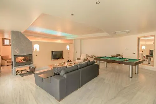 Valeni Boutique & Πορταριά