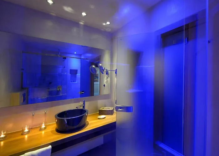 Valeni Boutique & 4*